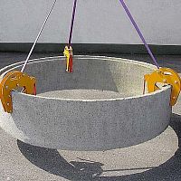 Concrete manhole clamp 105