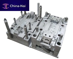 Multi-cavity plastic injection mold mono-cavityhot-runnerbi-material