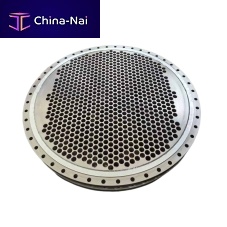 Clad tube sheet