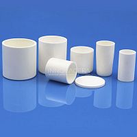 Crucible for high-temperature applications aluminum oxide
