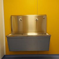 2-station surgical sink stainless steelelectronically controlled