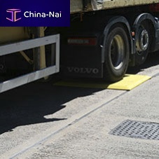 Public space speed bump ROAD PLATE
