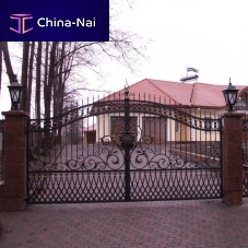 Swing gate 01wrought ironwith barshome