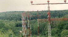 Lighting mast for airport