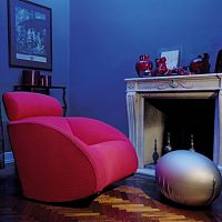 Contemporary armchair MAMAleatherfabricwith removable cover
