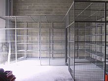 Wire mesh partition
