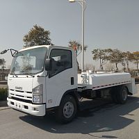 Self-propelled potable water truck CT-QS40with lift platformwith flow meterfor airport
