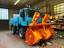 Self-propelled snow blower F90 Single-Stagefor airport