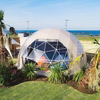 Glass natural lighting dome 6M GLAMPING DOMEsteelcurvedwith smoke-extraction vent