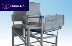 Crate tipping station electric180�for the food industry