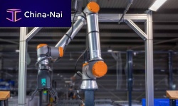 Pick-and-place robotic cell SIRfor small parts