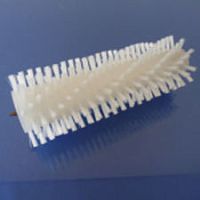 Cylindrical brush cleaning