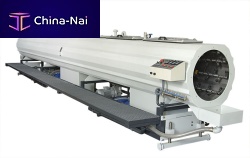 Extrusion calibration tank for pipevacuum