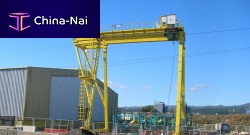 Double-girder gantry crane