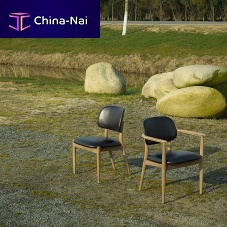 Contemporary chair SLOWindoorsolid woodleather
