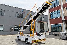 Self-propelled belt loader CT-BL80Efor airport