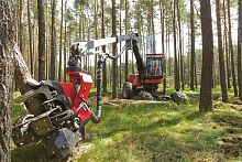 Rubber-tired forestry harvester 901