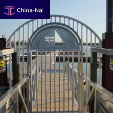 Dock gate