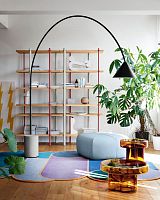 Floor-standing lamp Ozzlacquered metalconcretecontemporary