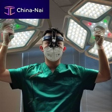 Ceiling-mounted surgical light E700/700 MAXwall-mountedLEDdental