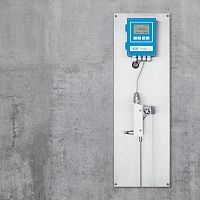 In-line conductivity meter AMI Rescondigitalprecisionwith resistivity meter