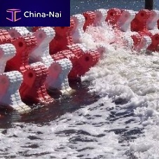 Floating breakwater