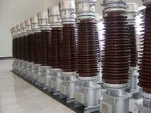 Instrument transformer immersedhigh-voltagepole-mounted