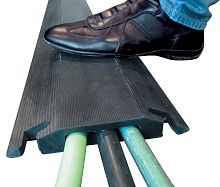 Floor-mounted cable protector PP26rubber