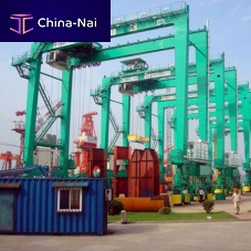 Rubber-tired gantry crane for marine applicationsfor container