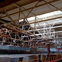 Industrial metal truss roof