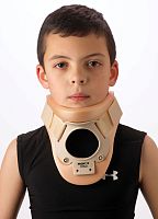 Philadelphia cervical collar 19-4100C4with chin restwith tracheostomy opening